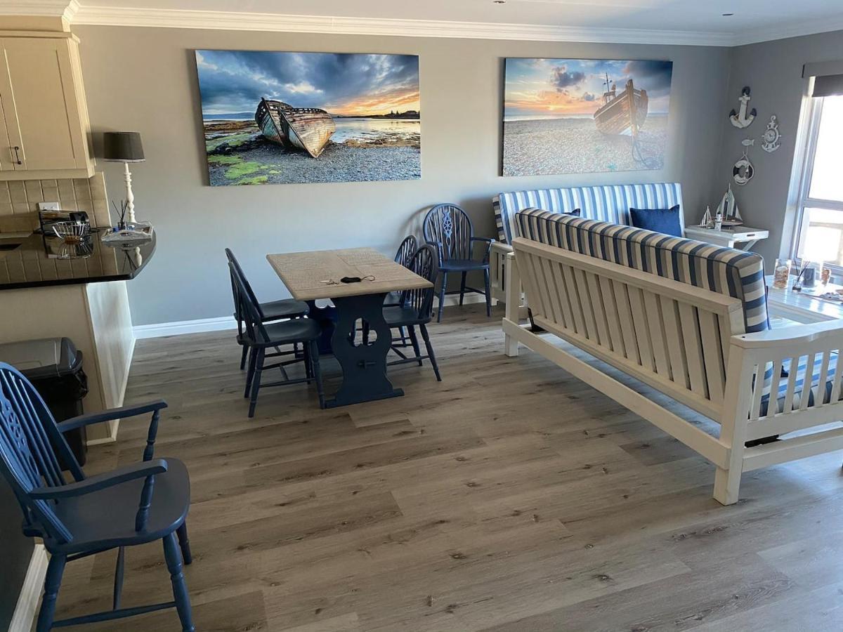 Modern Apartment Walking Distance To Main Beach Restaurants And Other Amenities Jeffreys Bay Exteriör bild
