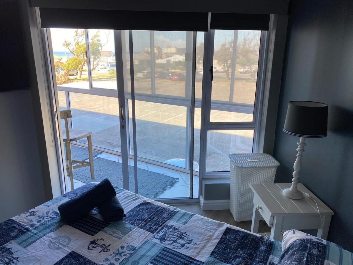 Modern Apartment Walking Distance To Main Beach Restaurants And Other Amenities Jeffreys Bay Exteriör bild