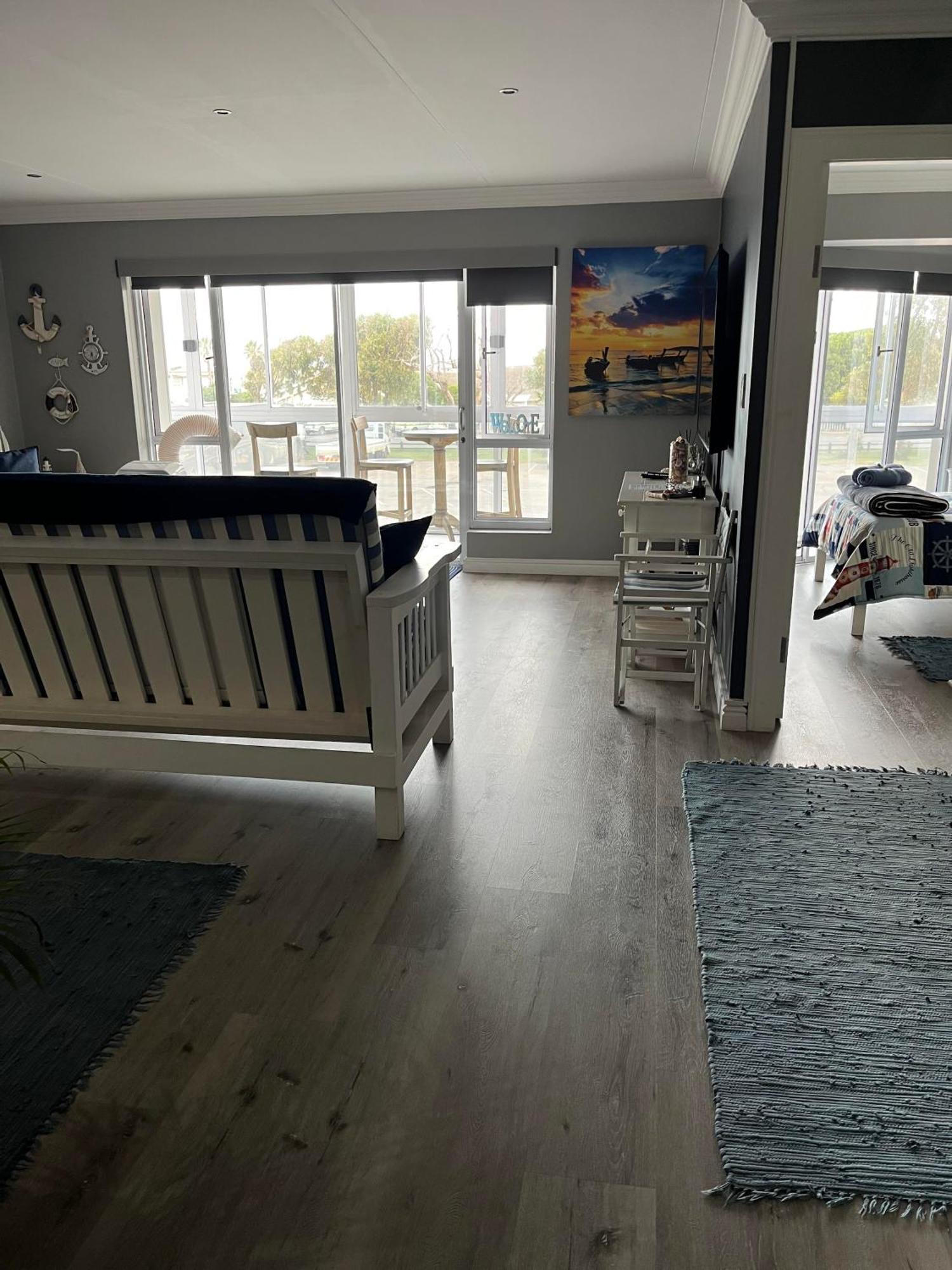 Modern Apartment Walking Distance To Main Beach Restaurants And Other Amenities Jeffreys Bay Exteriör bild